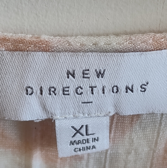 New Directions Women's Baby Doll Pink Leopard  Top | Long Bell Sleeves | XL - Picture 5 of 6